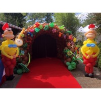 Ballonnenboog Disney Alice in wonderland  The Rabbit Hole 