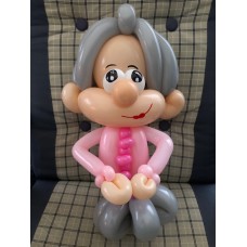 Ballonfiguur Viering Verjaardag Sarah gevouwen handen (klein)