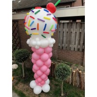 Ballonpilaar Eten ijs hoorn met topping (200 cm) Ballonpilaar Eten ijs hoorn met topping (200 cm)