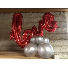 Tafeldecoratie Viering Valentijn/Love letters op voet