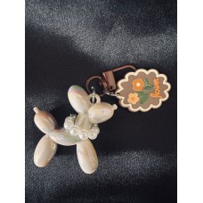 Hebbedingetjes sleutelhanger ballonnenhondje parelmoer (5x5cm)